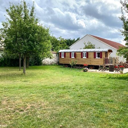Villa Roulotte Jossigny Exterior foto